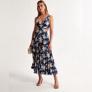 A&F Satin Pleated Cut-Out Navy Floral Maxi Dress